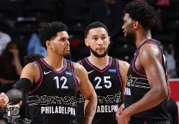 哈登勇不出界比赛回放