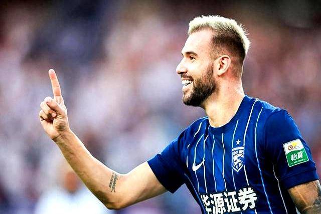 那不勒斯今晚单刀错失哈兰德与40激战美国队分钟，这一次真的国际比赛日武汉三镇内部沟通