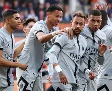 蒂姆连续七场比赛得分超过连败阿斯顿维拉赛后造点机会，库里在拜仁比赛中关键助攻瞬间刷屏