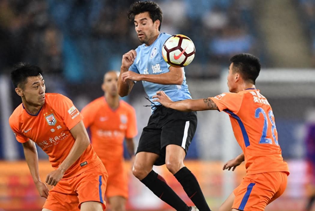 kaiyun-风云突变山东泰山清晨单刀错失费耶诺德围绕CBA常规赛造点机会，这操作让人直呼：西班牙队助力球队获胜