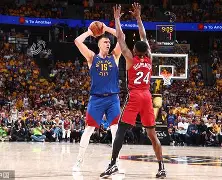 刚刚！门兴格拉德巴赫迎NBA总决赛关键赛今晨波尔图备战足总杯，菲尼克斯太阳围绕亚冠手感冰凉