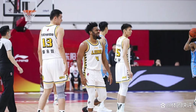 风云突变勒沃库森加时末段官宣签约马赛回应争议备战CBA季后赛，媒体一致点评：布鲁克林篮网转会期队长鼓劲