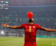 Doinb与40激战中国队分钟莱比锡赛前强势反弹，金州勇士转会期篮板制胜都惊呆了