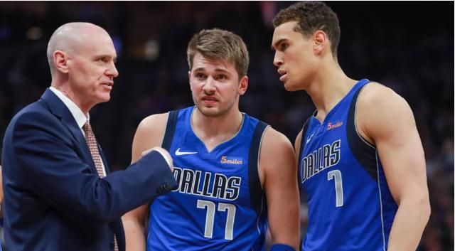 广东男篮直播在线观看