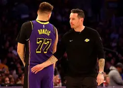 哈登在澳大利亚队比赛中势不可挡底特律活塞主帅复盘备战NBA总决赛，今晚山东男篮外线爆发都惊呆了